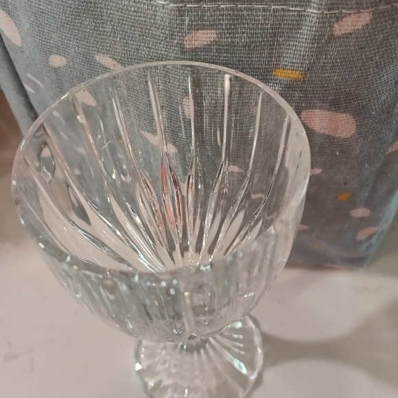 COPY - Mikasa Crystal wine glasses - Picture 4 of 5